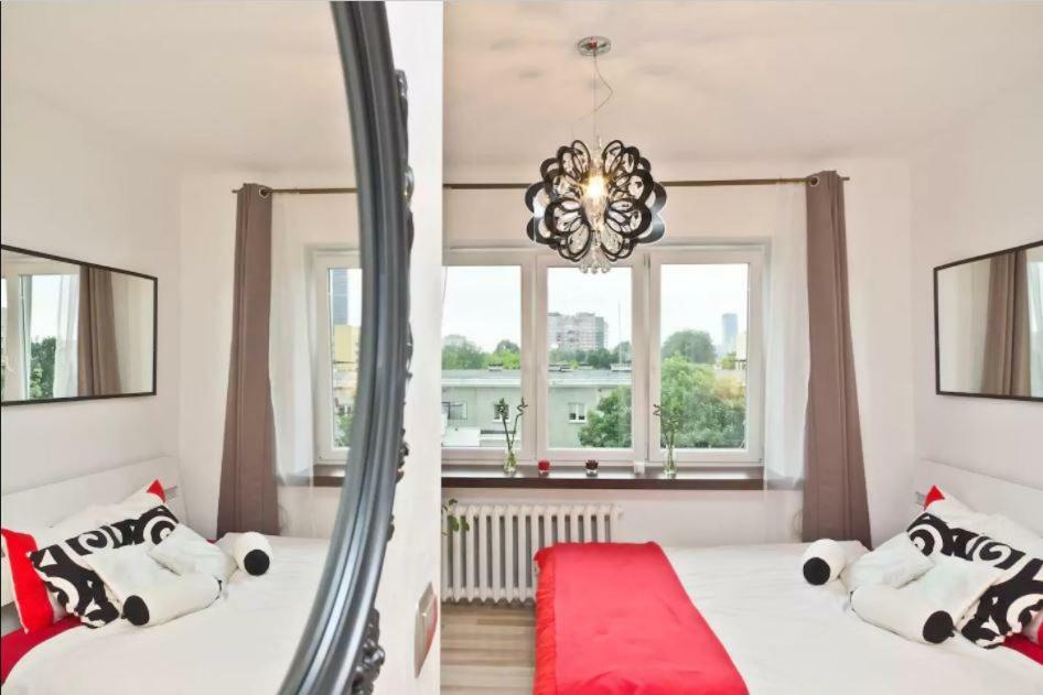 Wstapartments Mlynarska 13 วอร์ซอ ภายนอก รูปภาพ
